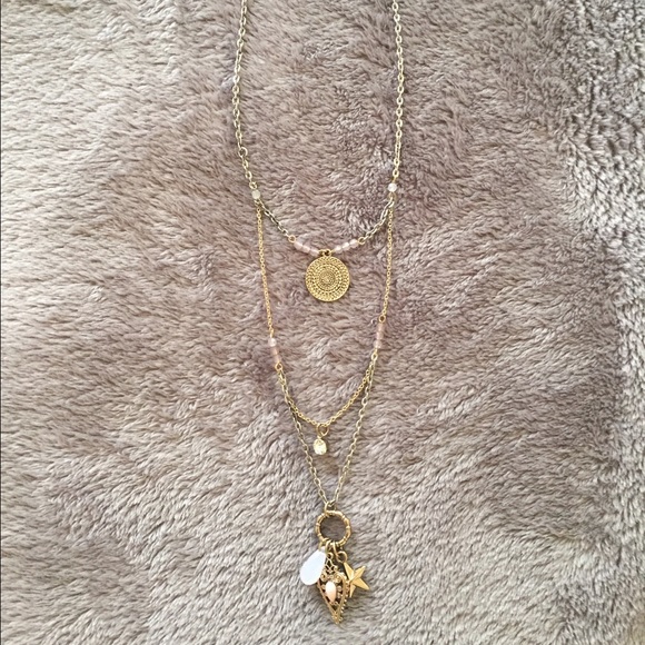 Gold layered necklace NWT ✨