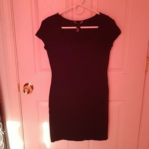 Black bodycon dress with capped sleeves