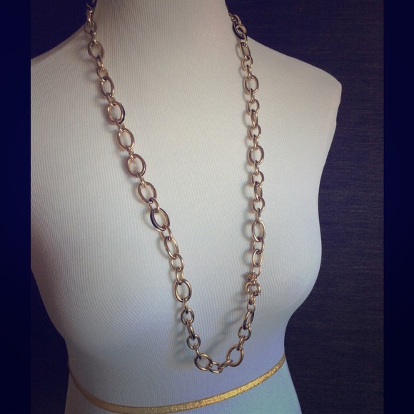 Cute gold, link chain necklace