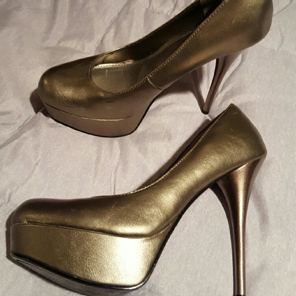 Gold heels