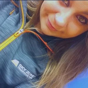 Meet your Posher, Stefanie