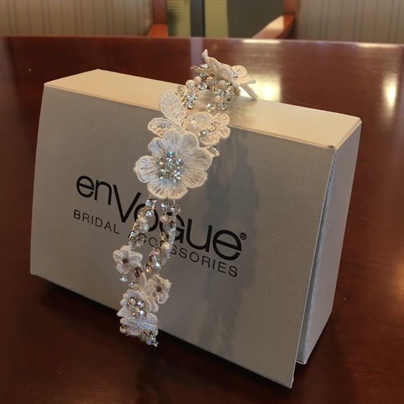 enVogue Bridal Headband