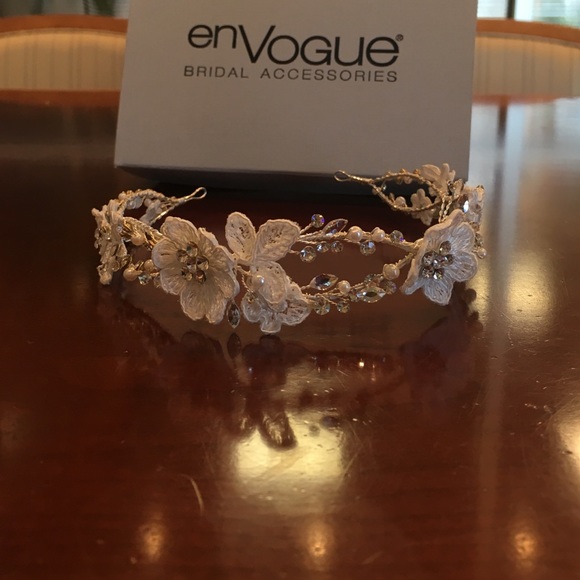 enVogue Bridal Headband