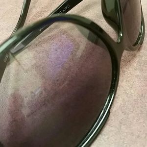 Meet your Posher, Mercy