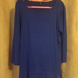 Blue quarter sleeve shirt