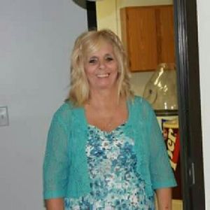 Meet your Posher, Debbie