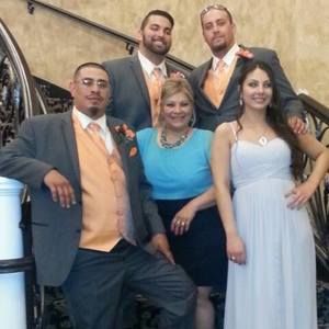 Meet your Posher, Laura