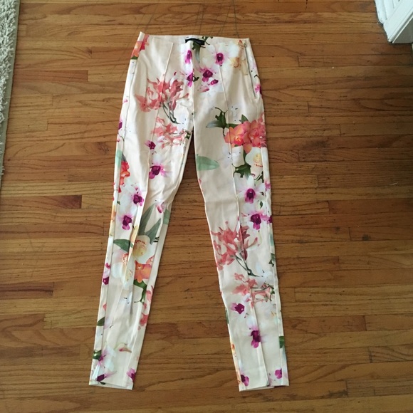 Marciano cropped floral print pant