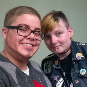 Meet your Posher, Harley