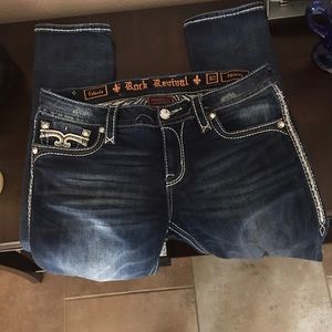 Size 32 rock revival Fabiola skinny jeans