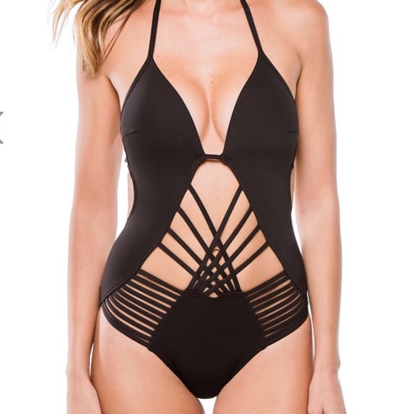 NWT Kenneth Cole Monokini Swimsuit