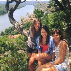 Meet your Posher, Christine