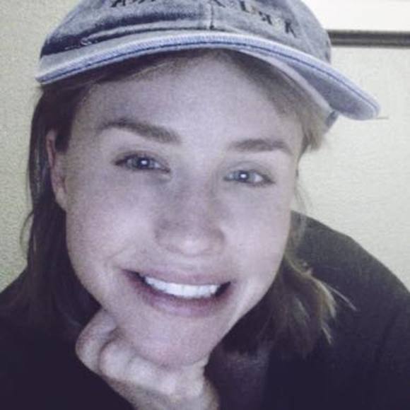 Meet your Posher, Britta