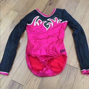 Long sleeve pink leotard