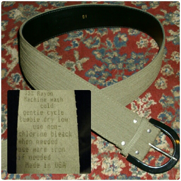 VINTAGE ARMY GREEN ROMPER WITH BELT! - Picture 3 of 3