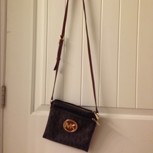 Michael Kors cross body