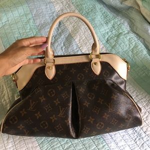 LV bag. Hardly used and super cute.