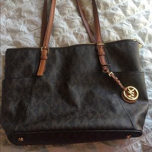 Slightly used Michael Kors purse!