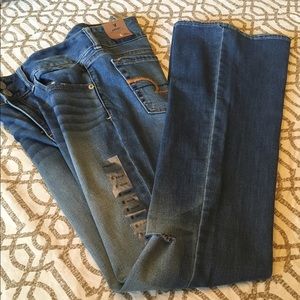 NWT American Eagle Distreesed Artist Jean Size 8