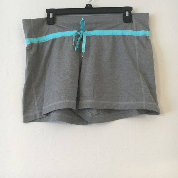 Lululemon Shorts-12
