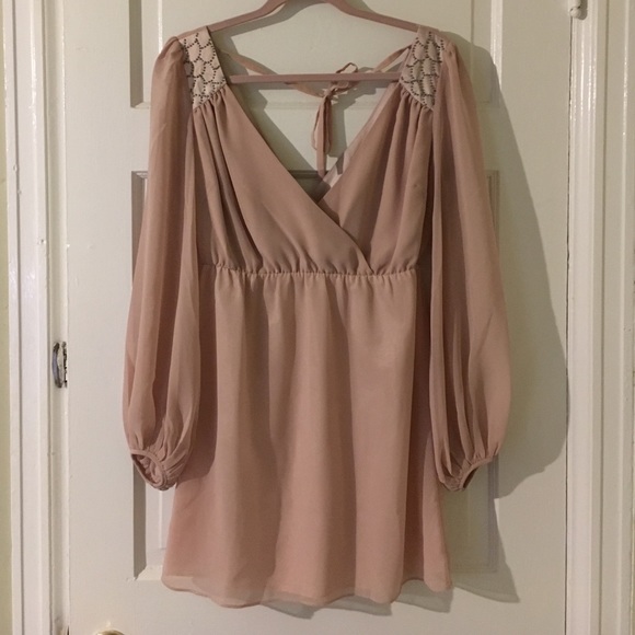 Lipsy long sleeved light pink/nude dress - Picture 1 of 4