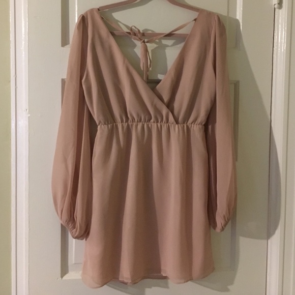 Lipsy long sleeved light pink/nude dress - Picture 4 of 4