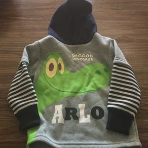 Boys size 2t Disney good dinosaur sweatshirt