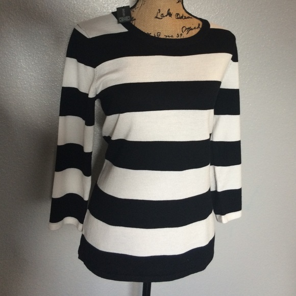 3/4 Sleeve Light Sweater