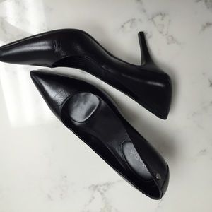 Brand new Calvin Klein pumps