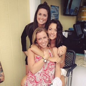 Meet your Posher, Cassandra