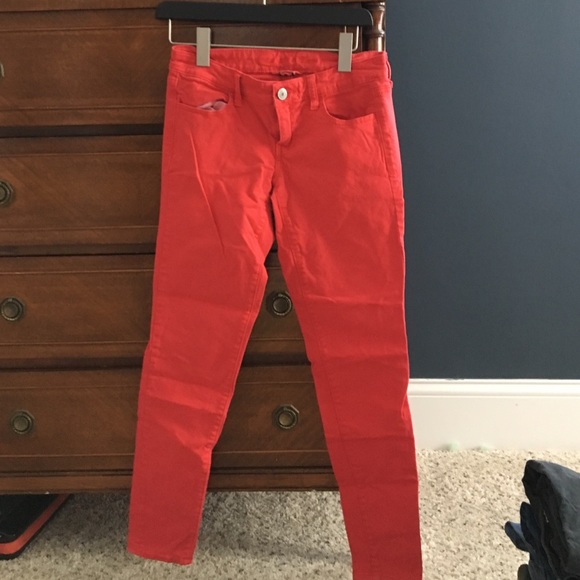 American Eagle red stretch jegging