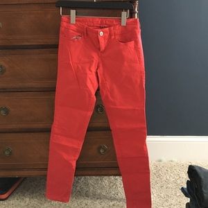 American Eagle red stretch jegging
