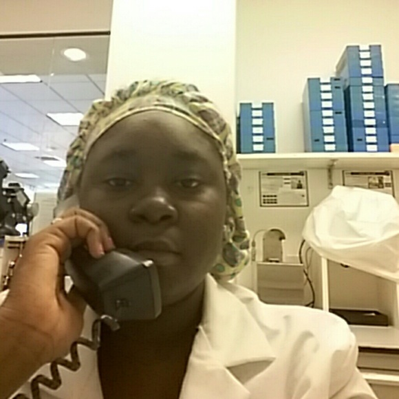 Meet your Posher, Ariel - Picture 1 of 1