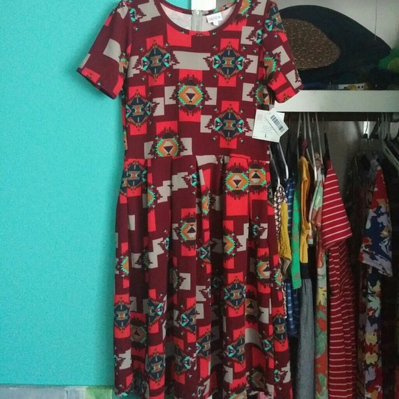 Lularoe Amelia large
