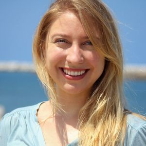 Meet your Posher, Evea