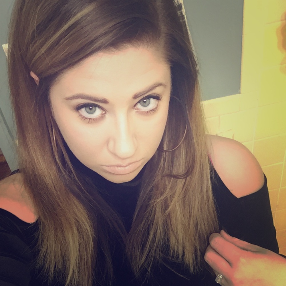 Meet your Posher, Jasmine