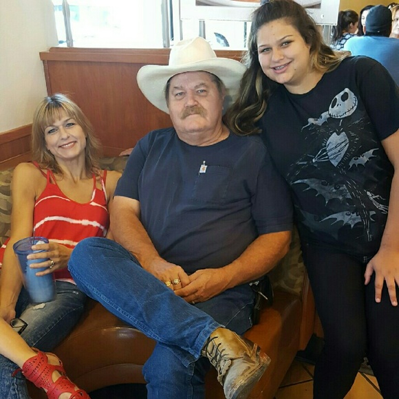 Meet your Posher, Leslie