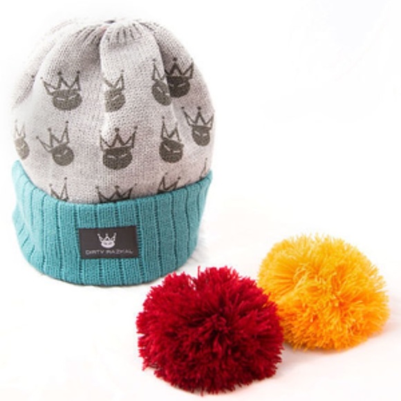 Beanie With Interchangeable Pom Poms 