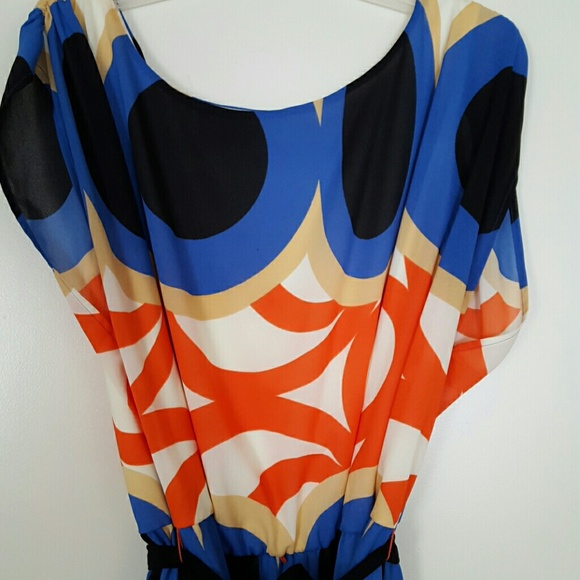 Dress - Picture 2 of 2