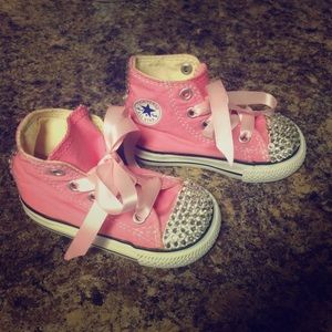 New pink bling converse all-star shoes 4T