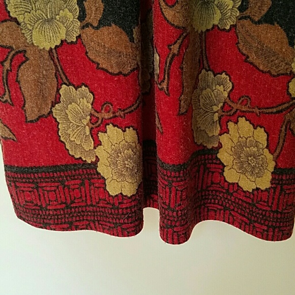 Dress - Picture 4 of 4