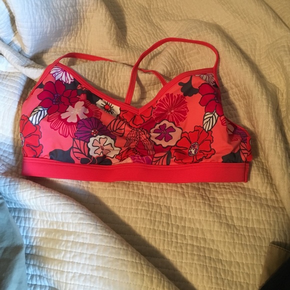 L.L. Bean bathing suit top/ gym top 10 reg