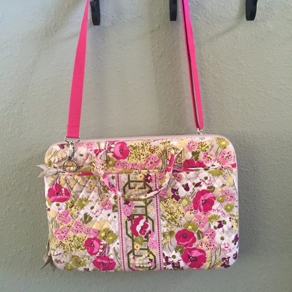 Vera Bradley Handbags - Vera Bradley Laptop Case