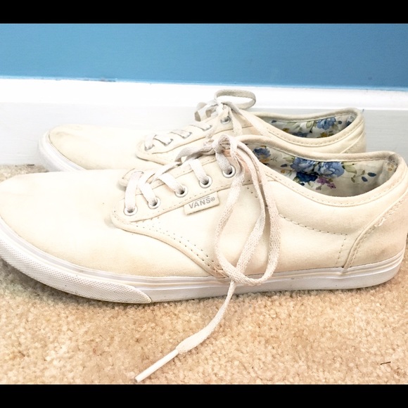 Cream colored Vans women size 8