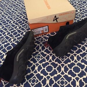 black Merrell Jungle Moc Kids ~ 👧🏼👦🏼 ~ Size 4