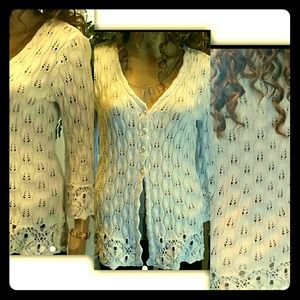 NEW Beautiful White Sweater Sz small will fit md