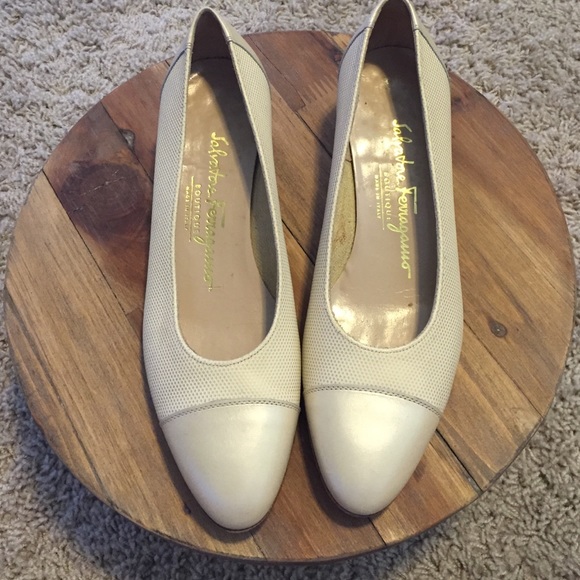 salvatore ferragamo salvatore ferragamo size 5 1 2 shoes salvatore ferragamo salvatore ferragamo size 5 1 2 shoes