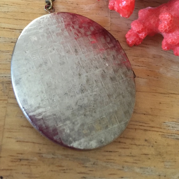 Vintage locket pendent - Picture 3 of 4