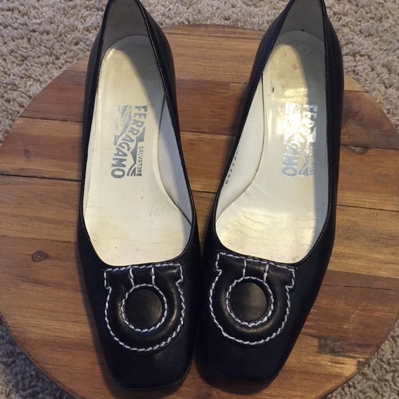 Salvatore Ferragamo Adrian 5 1/2 - Picture 1 of 4