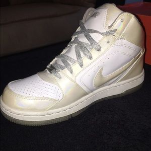 💥Nike Prestige II High (GS Girls)